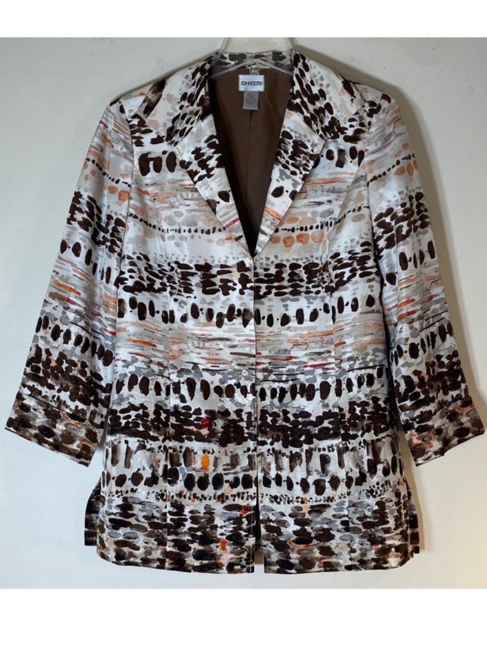 Like NEW! Chico's Pure Silk Artistic Jacket. Chico’s 0 (US 4).